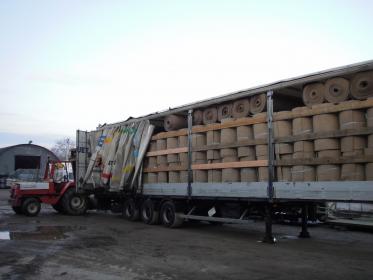 Arrivée des semis remorques de paillage